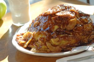 Sinkiang Cinnamon Glaze on the Apple Pancake