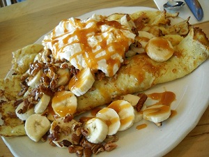 The banana praline crepes.